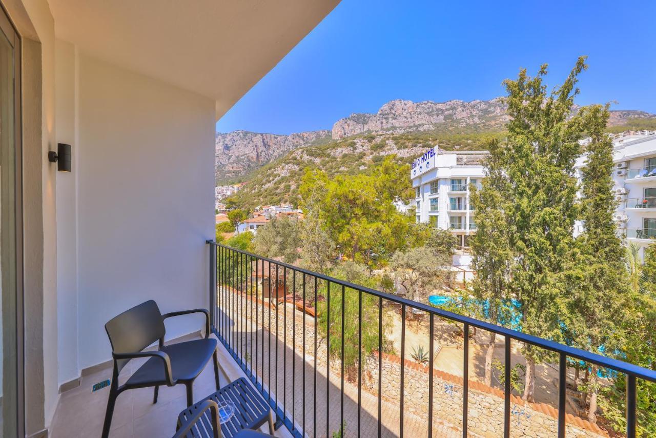 Kas Athena Hotel Екстер'єр фото